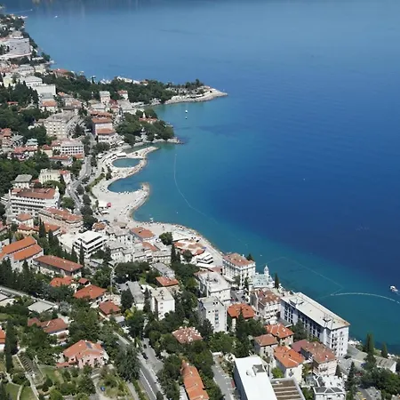 Studio In With Sea View, Terrace, Air Conditioning, Wi-fi Apartment Opatija