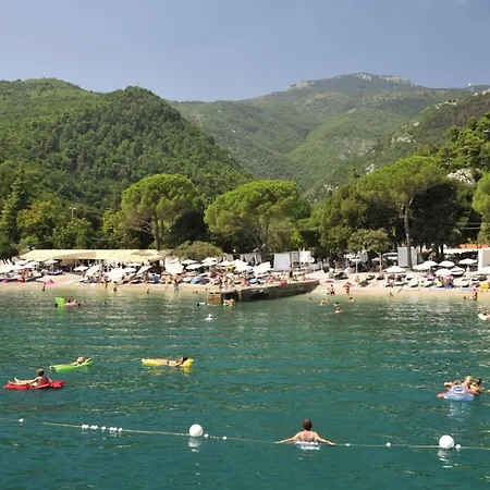 Apartment Studio In With Sea View, Terrace, Air Conditioning, Wi-fi Opatija