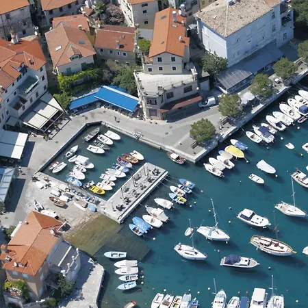Studio In With Sea View, Terrace, Air Conditioning, Wi-fi *