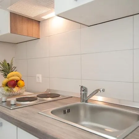 Apartment Studio In With Sea View, Terrace, Air Conditioning, Wi-fi *